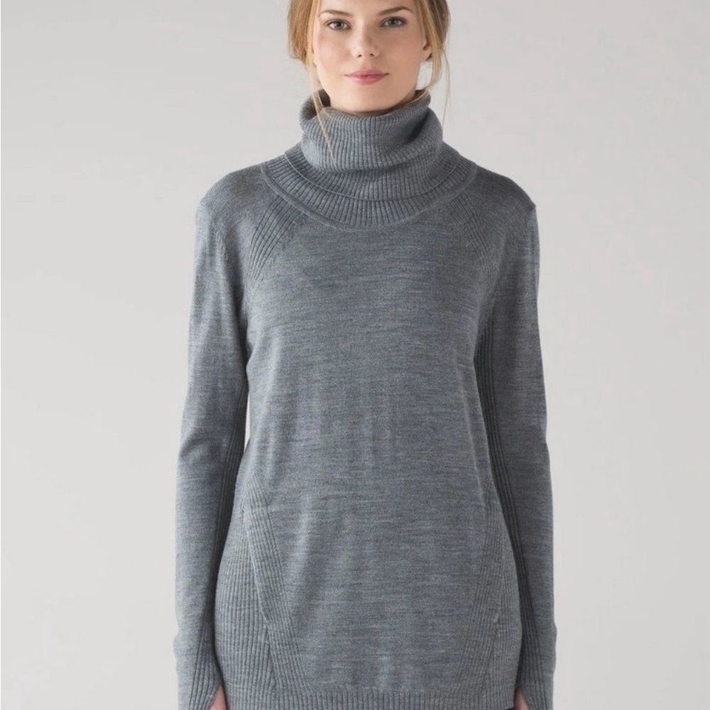 Gray Turtleneck Sweater Lululemon Sweat And Savasana Sz small 4